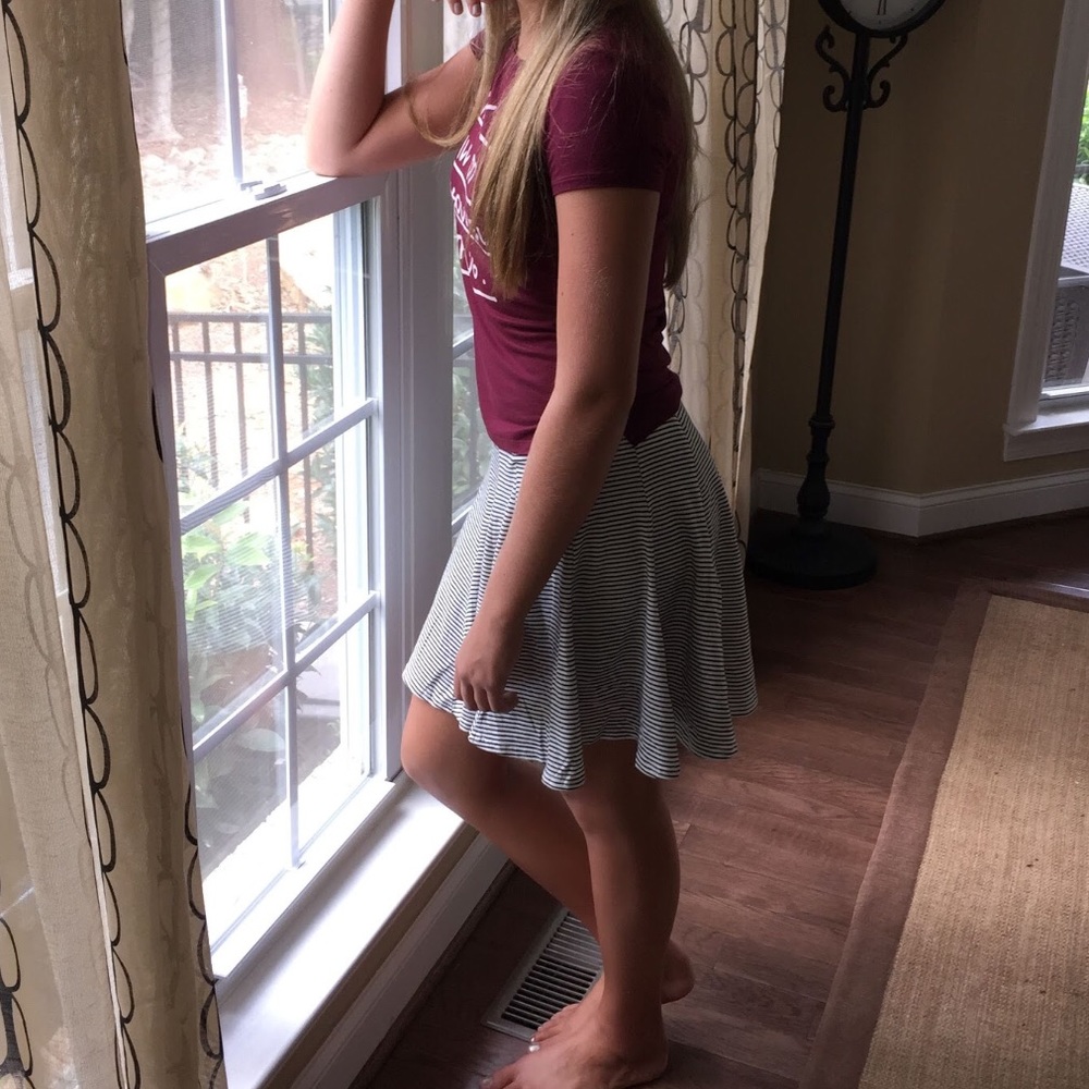 AMERICAN Eagle Skirt Sz 6